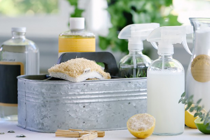 6 Éléments de Patio Surprenants à Nettoyer avec du Liquide Vaisselle pour un Entretien Idéal