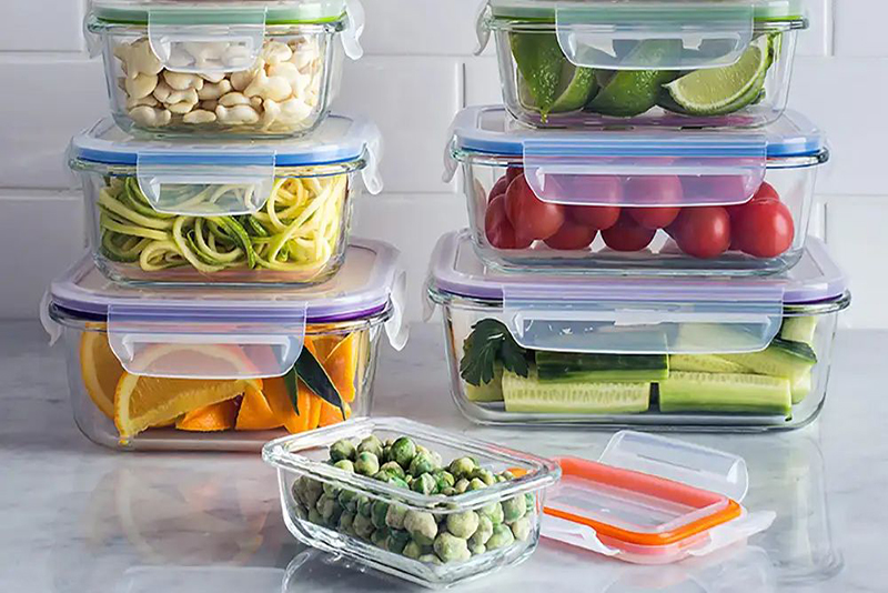 Tupperware innove avec ses nouveaux récipients en verre résistants au four pour un stockage des restes simplifié