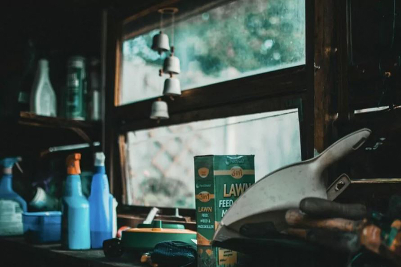 13 Éléments à Ne Jamais Entreposer dans le Garage en Hiver